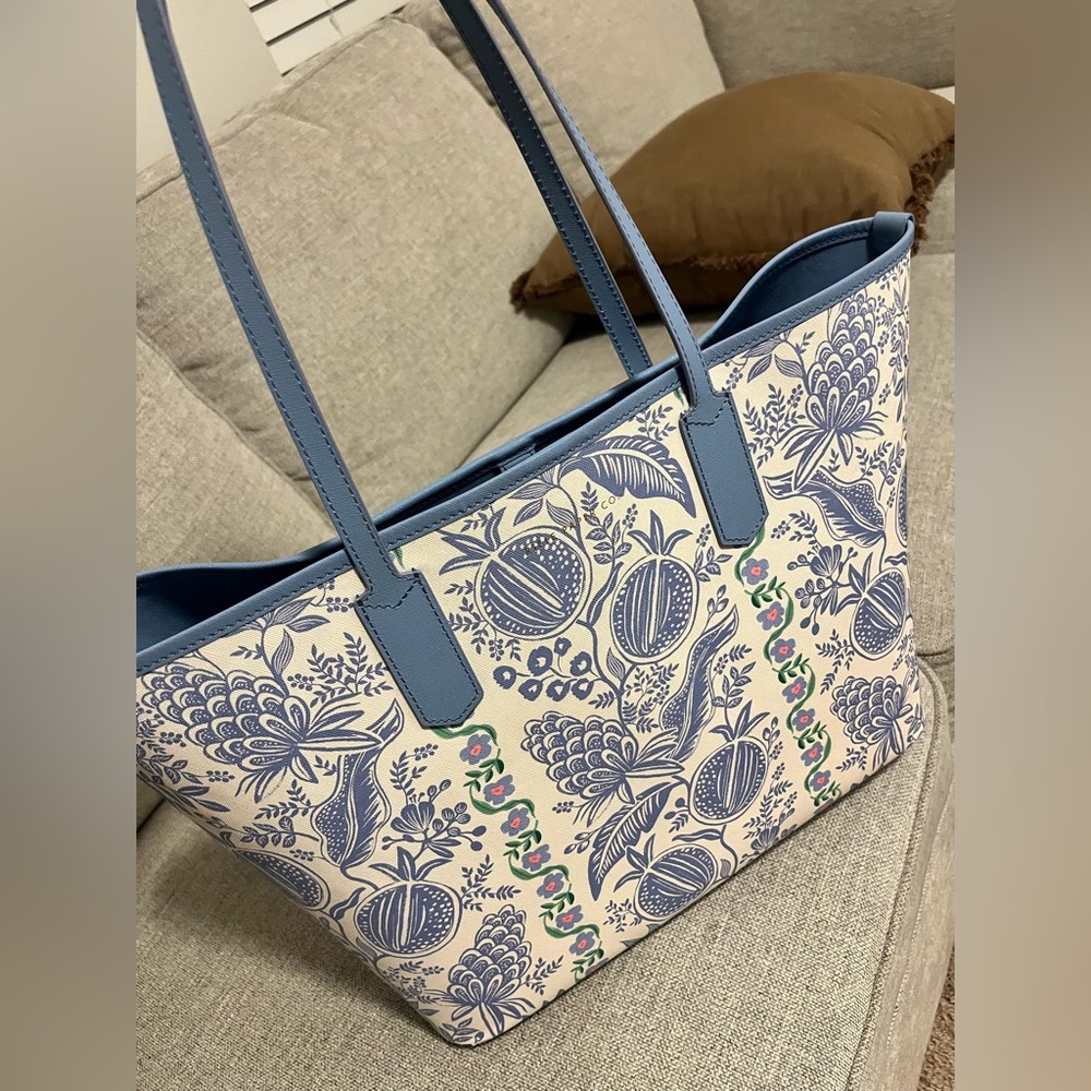 Rifle Paper Co. “Everyday Tote” in Pomegranate - Picture 7 of 15